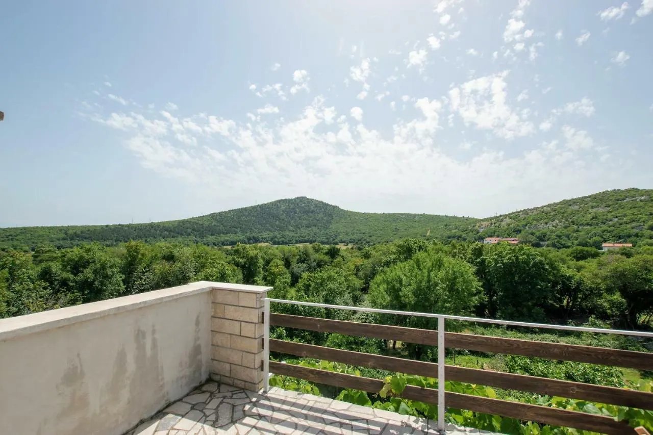 Apartments Frkovic Ledenice